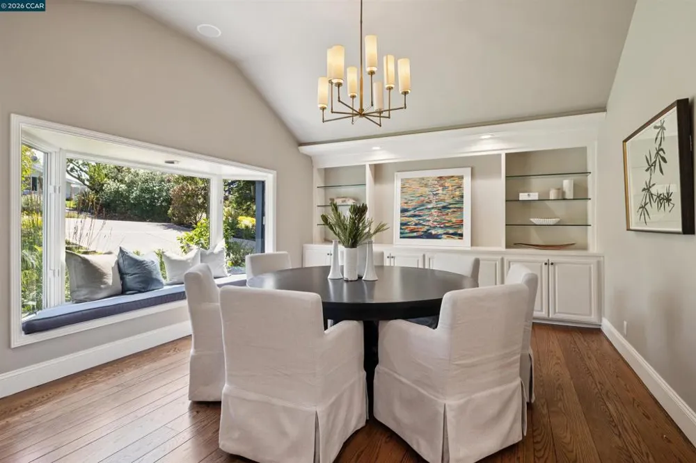 71 SCENIC DRIVE Orinda, CA 94563