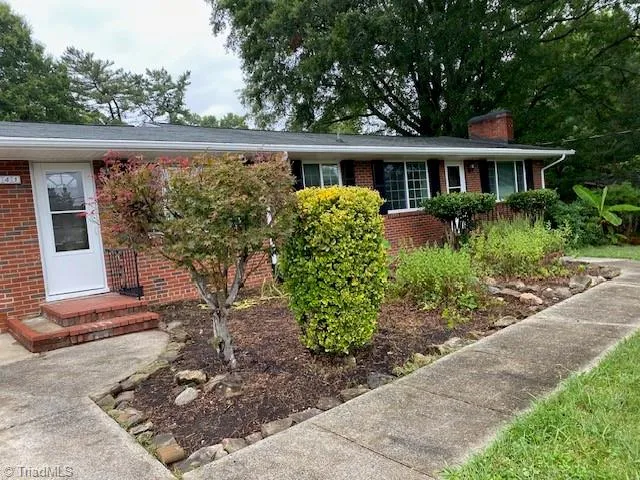 3841 Avera Avenue Winston-Salem, NC 27106