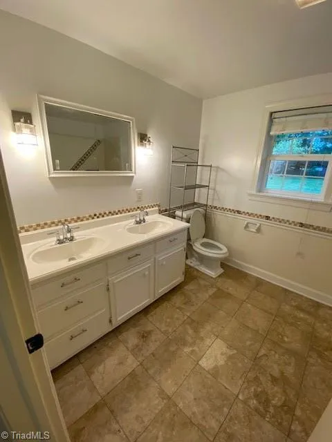 3841 Avera Avenue Winston-Salem, NC 27106