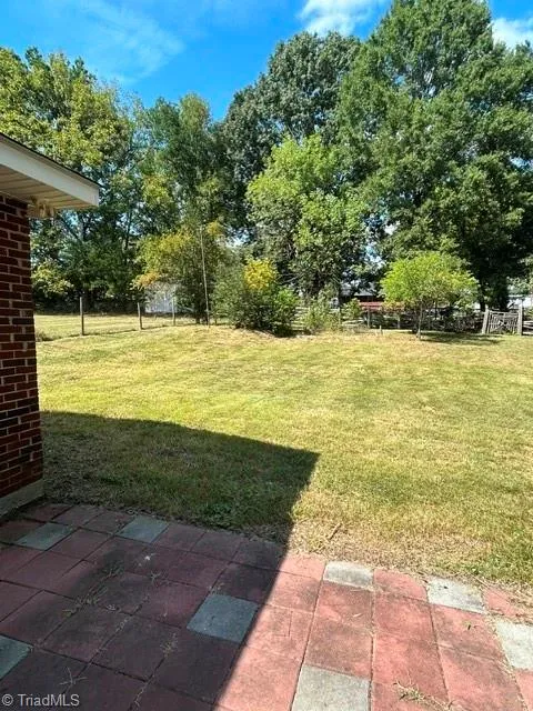 3841 Avera Avenue Winston-Salem, NC 27106