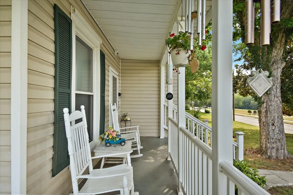 211 Riverside Dr Columbia, TN 38401