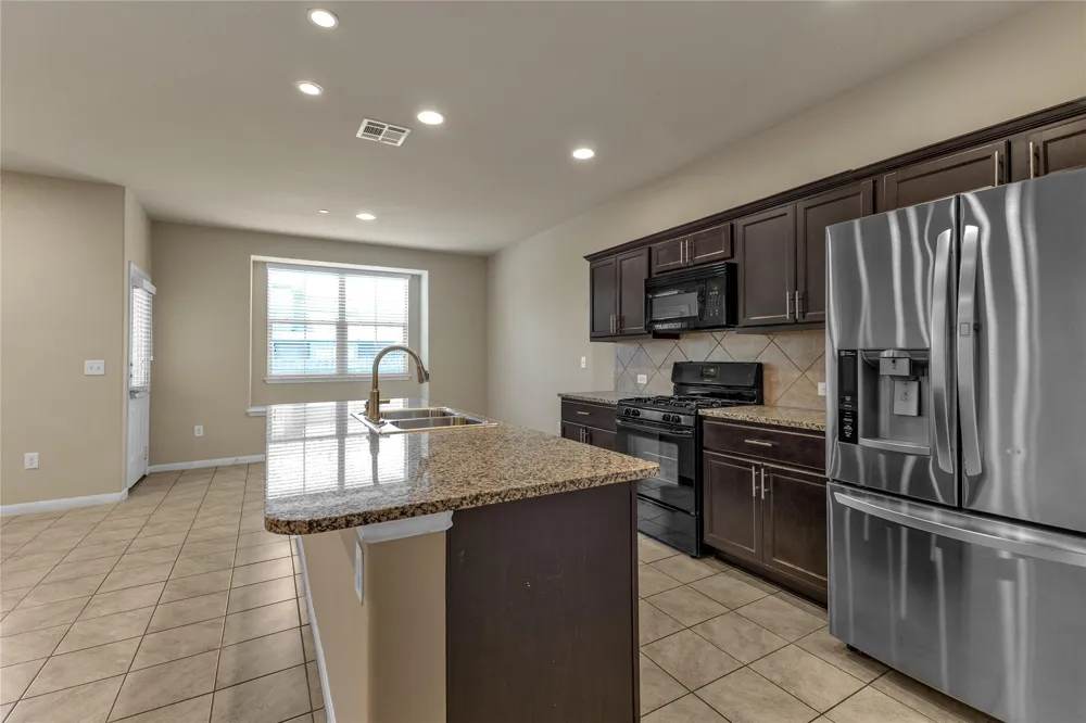 2880 Donnell Drive #2003 Round Rock, TX 78664