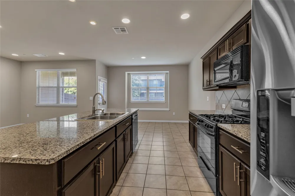 2880 Donnell Drive #2003 Round Rock, TX 78664