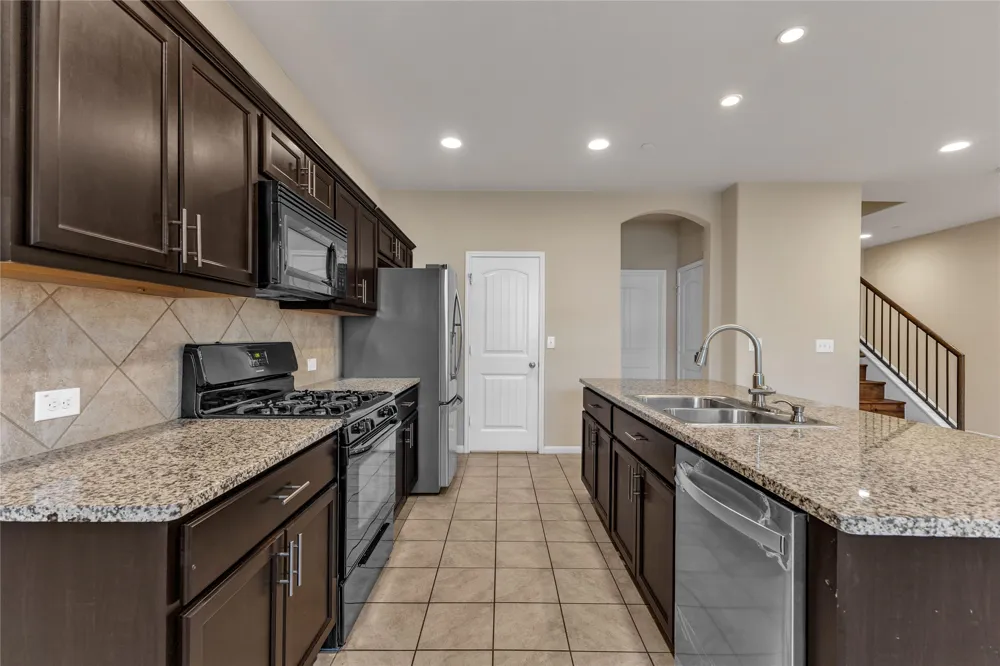 2880 Donnell Drive #2003 Round Rock, TX 78664