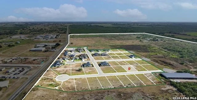 125 ALBION CT Poteet, TX 78065