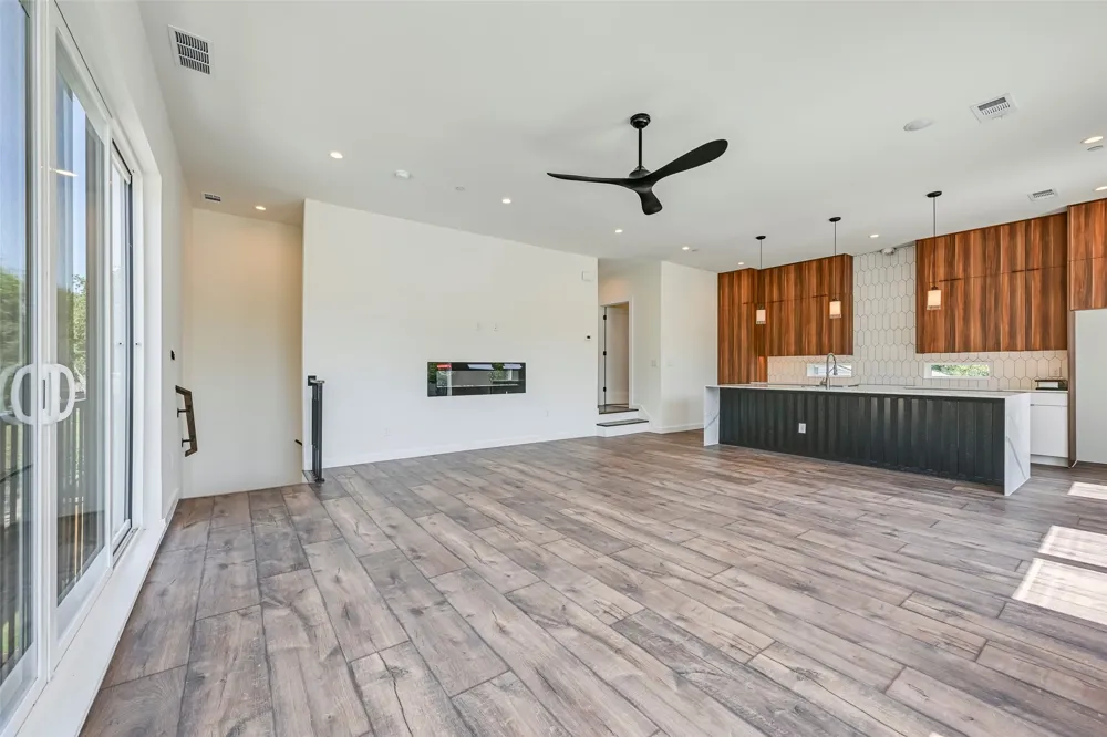 2247 Mail Avenue #102 Dallas, TX 75235