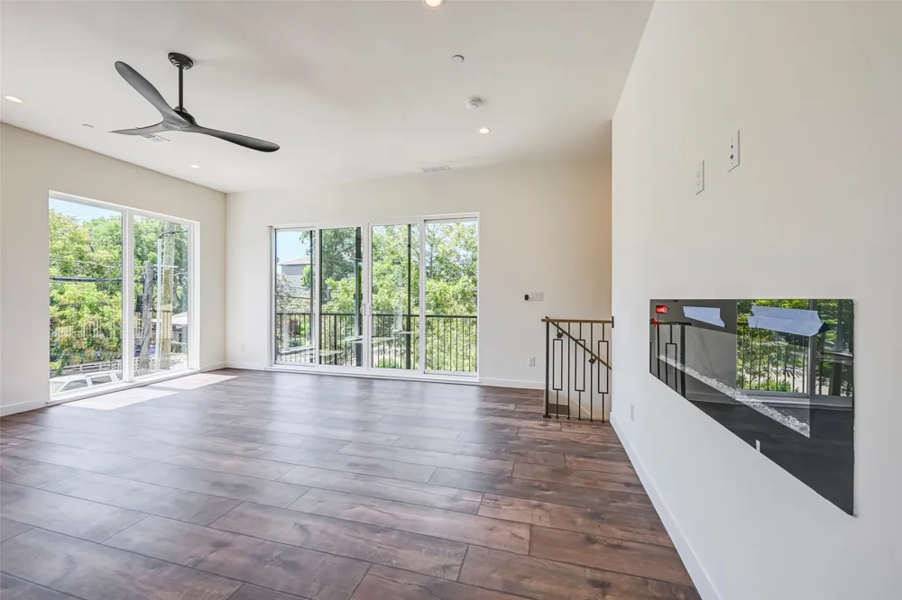 2247 Mail Avenue #102 Dallas, TX 75235