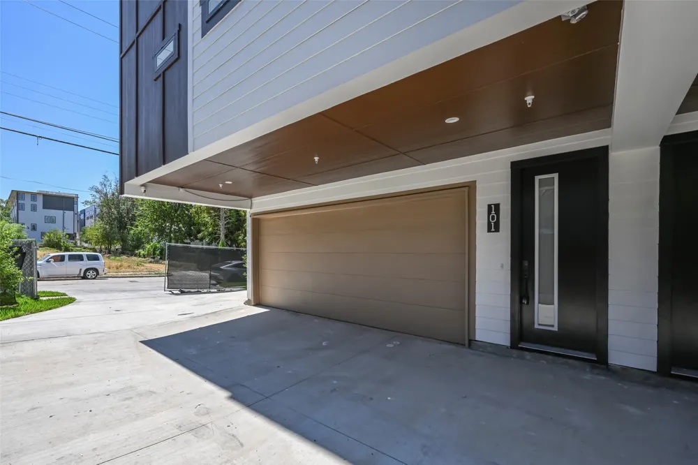 2247 Mail Avenue #102 Dallas, TX 75235