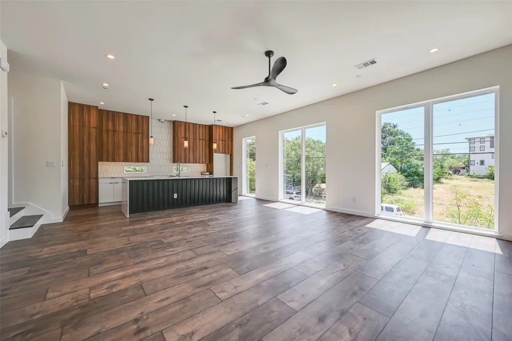 2247 Mail Avenue #102 Dallas, TX 75235