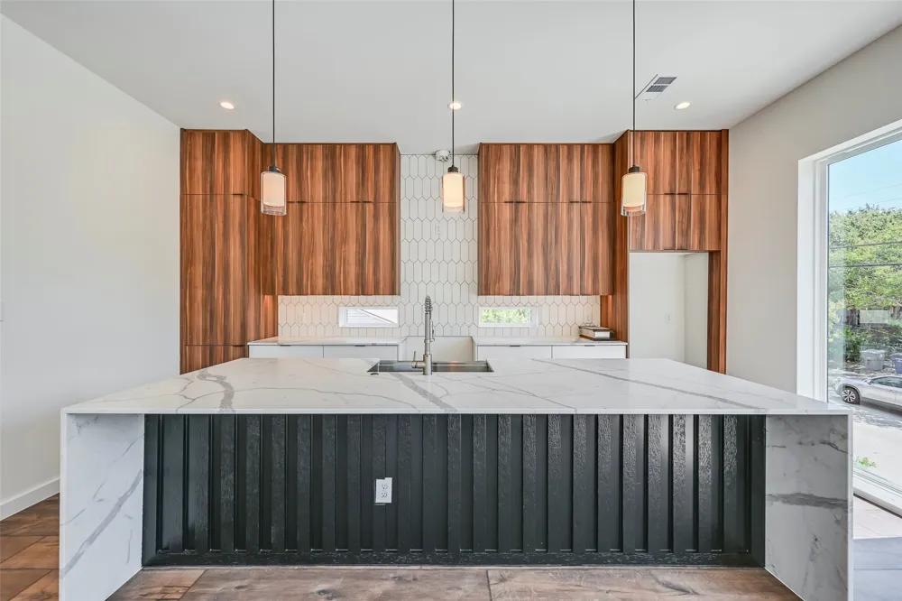 2247 Mail Avenue #102 Dallas, TX 75235