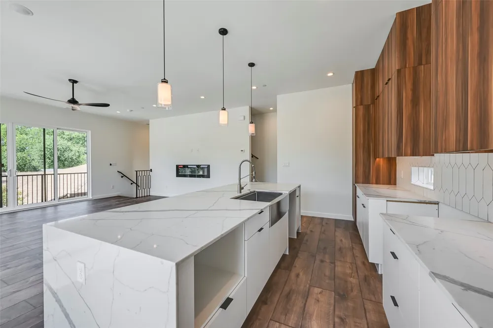 2247 Mail Avenue #102 Dallas, TX 75235