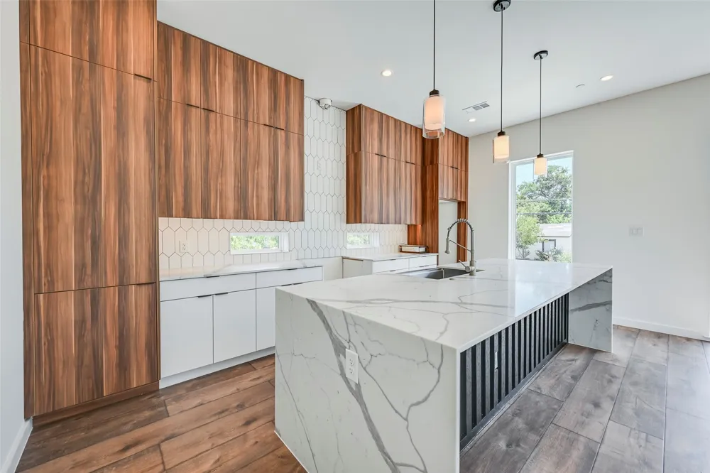 2247 Mail Avenue #102 Dallas, TX 75235