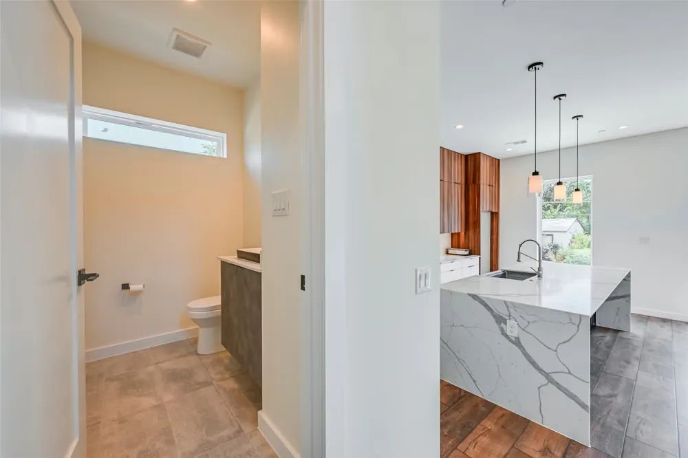 2247 Mail Avenue #102 Dallas, TX 75235