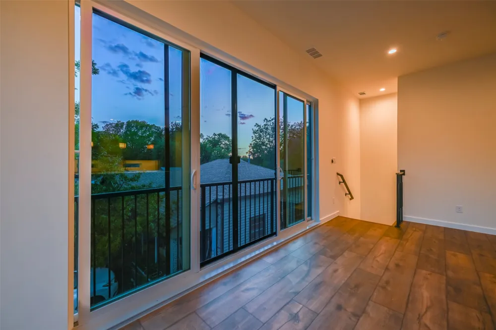 2247 Mail Avenue #102 Dallas, TX 75235