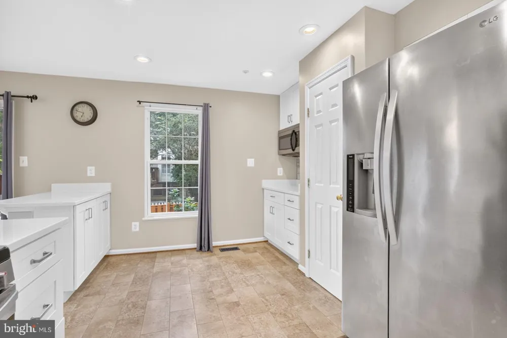 2 WINTER GARDEN COURT Olney, MD 20832
