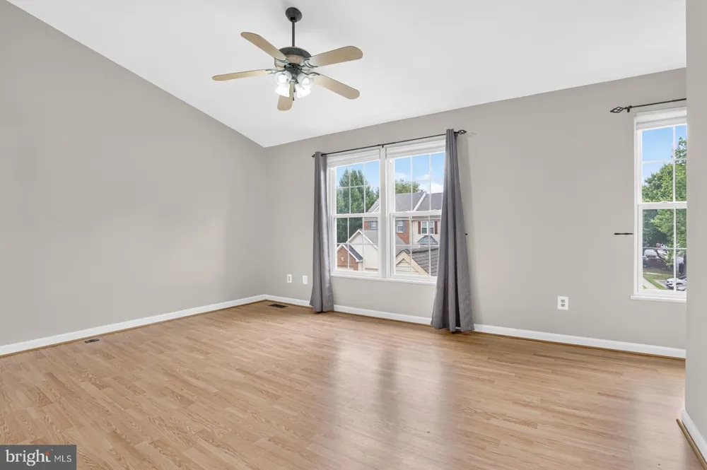 2 WINTER GARDEN COURT Olney, MD 20832