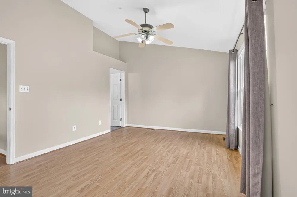 2 WINTER GARDEN COURT Olney, MD 20832