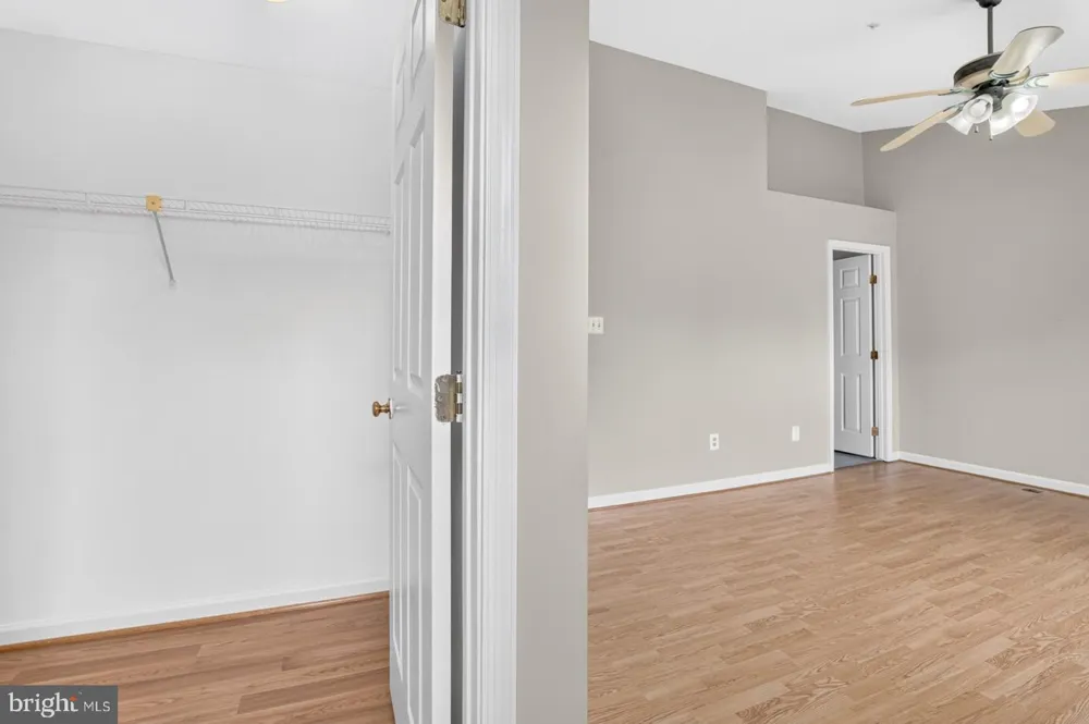 2 WINTER GARDEN COURT Olney, MD 20832
