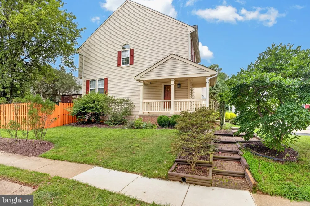 2 WINTER GARDEN COURT Olney, MD 20832