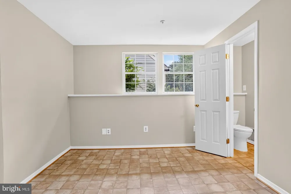 2 WINTER GARDEN COURT Olney, MD 20832