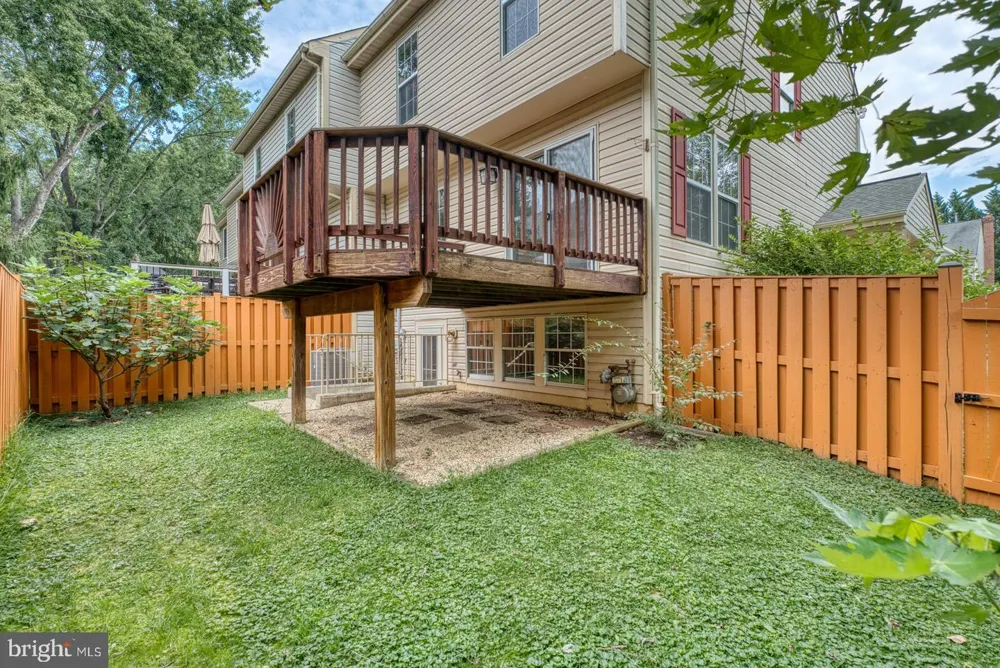 2 WINTER GARDEN COURT Olney, MD 20832