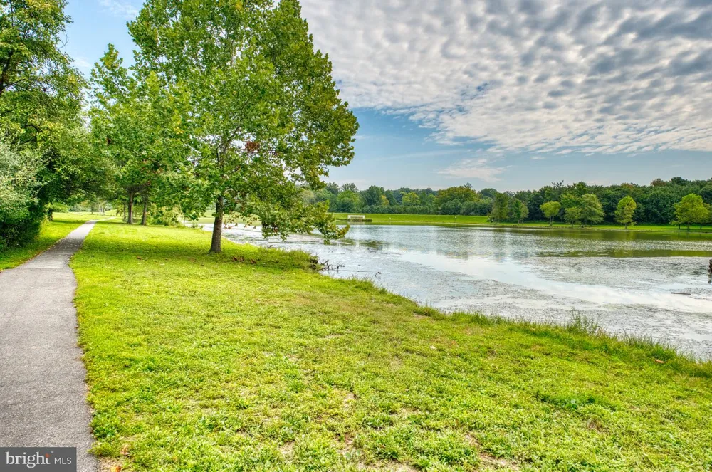 2 WINTER GARDEN COURT Olney, MD 20832