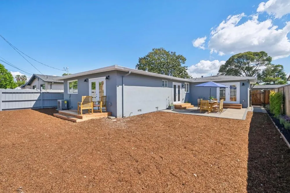 941 Amador Avenue Sunnyvale, CA 94085