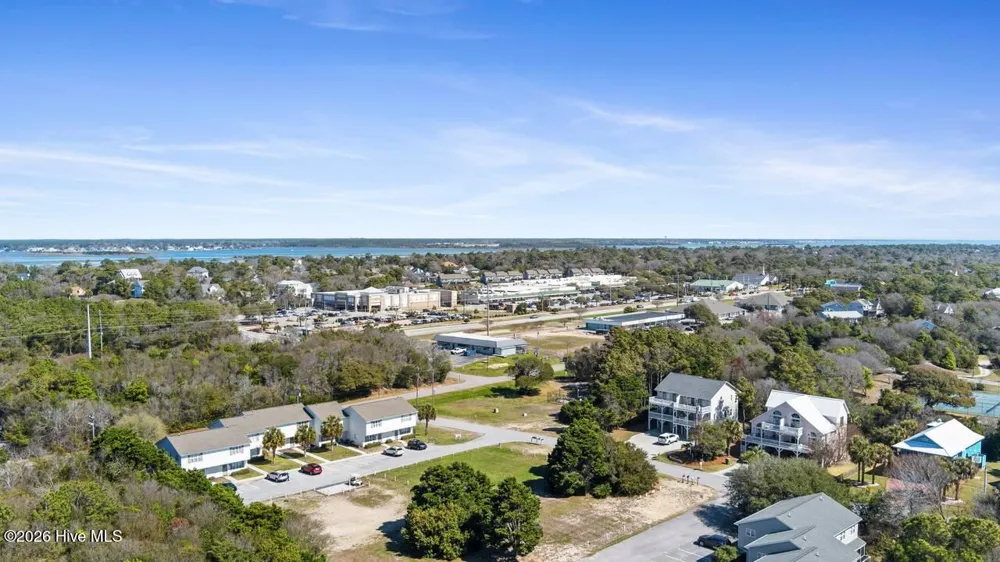8821 Janell Court Emerald Isle, NC 28594