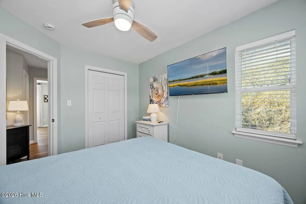 8821 Janell Court Emerald Isle, NC 28594