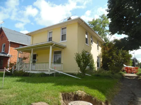 1813 S Martin Luther King Jr Drive S