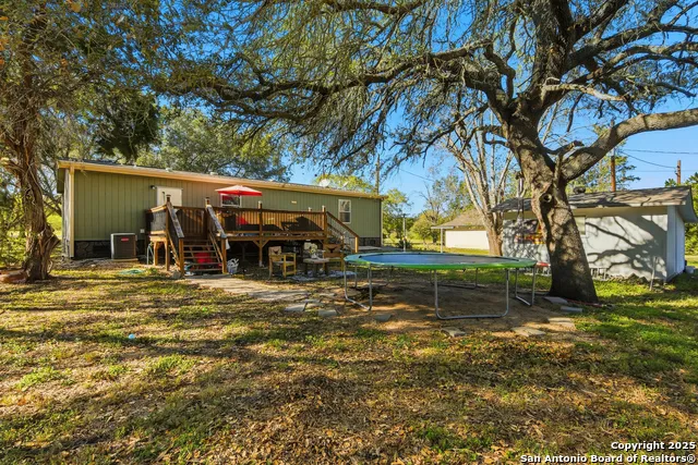 102 County Road 479 Castroville, TX 78009