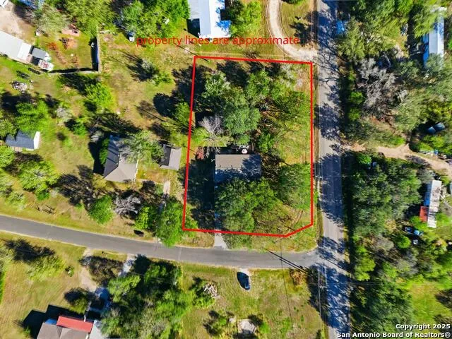 102 County Road 479 Castroville, TX 78009