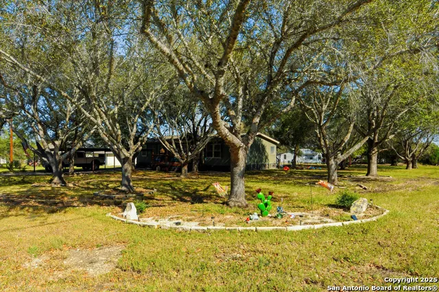 102 County Road 479 Castroville, TX 78009