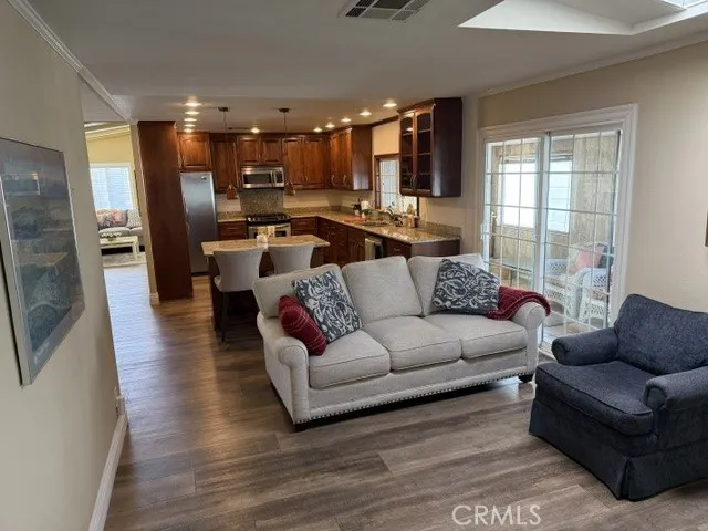 5200 Irvine Boulevard #124 Irvine, CA 92620
