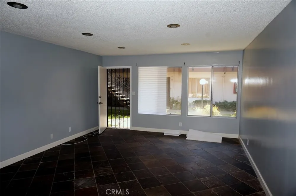 5500 Ackerfield Long Beach, CA 90805
