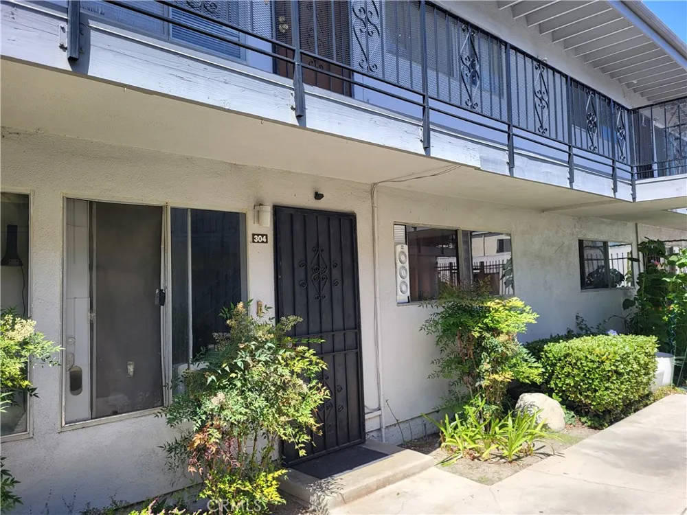 5500 Ackerfield Long Beach, CA 90805