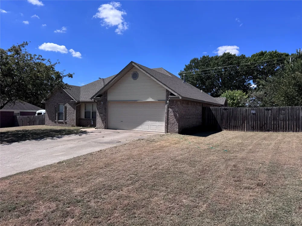 Address Not Shown Prairie Grove, AR 72753