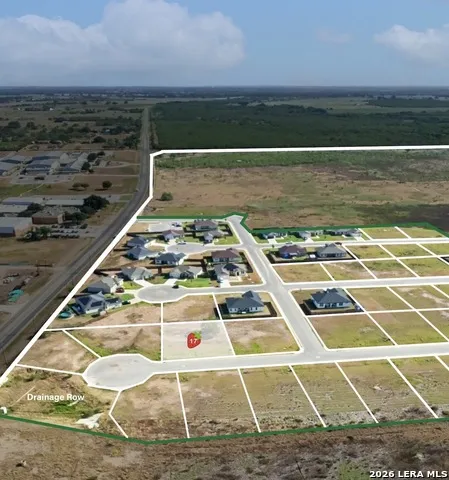 109 ALBION CT Poteet, TX 78065