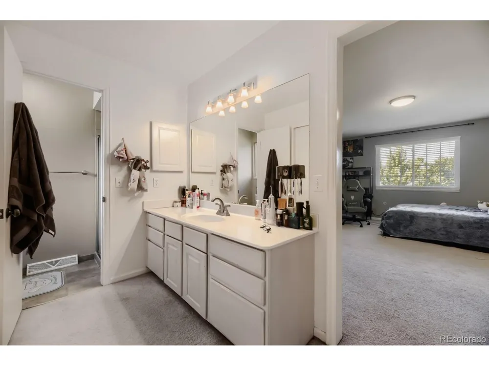 1435 S Macon Street Aurora, CO 80012