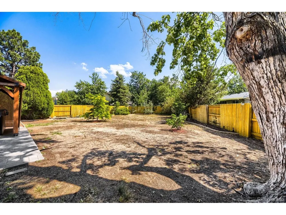 1435 S Macon Street Aurora, CO 80012