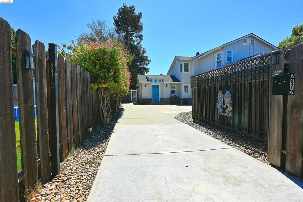 2472 W Avenue 136Th San Leandro, CA 94577