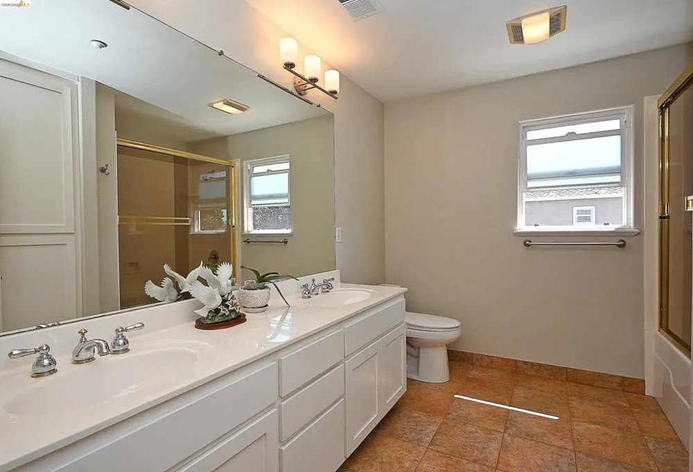2472 W Avenue 136Th San Leandro, CA 94577