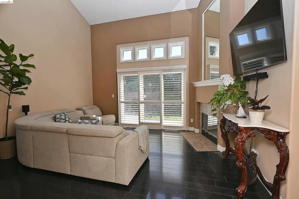 2472 W Avenue 136Th San Leandro, CA 94577