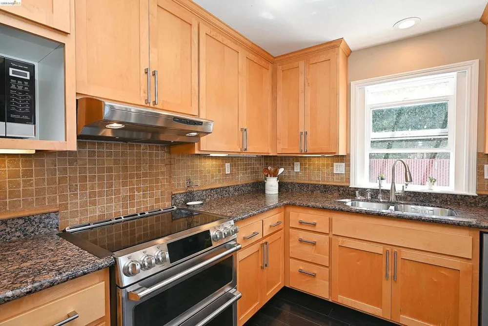 2472 W Avenue 136Th San Leandro, CA 94577