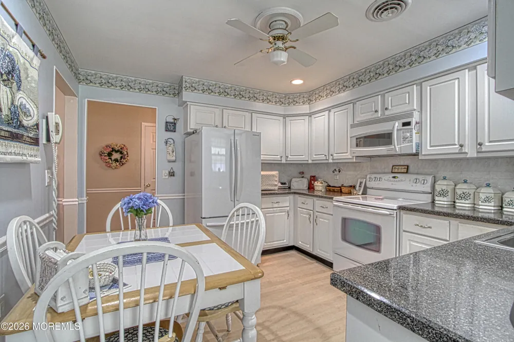 6 Berwick Street Whiting, NJ 08759