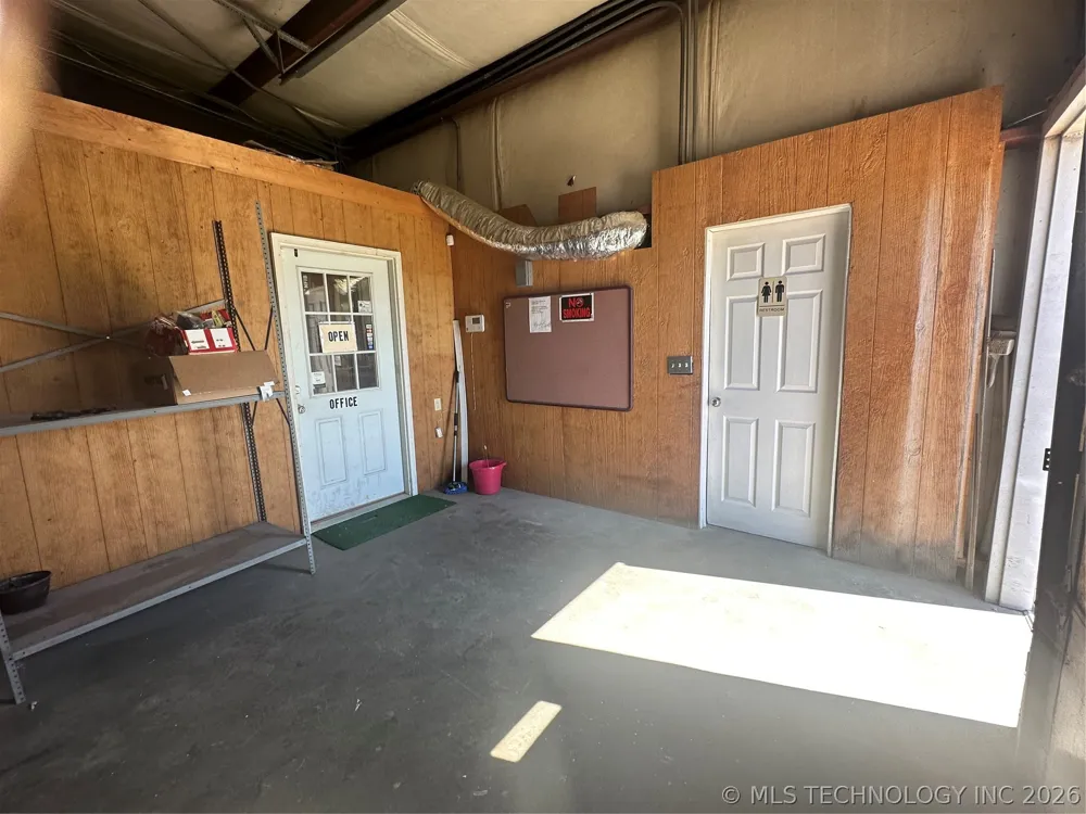 1692 J M Bailey Eufaula, OK 74432