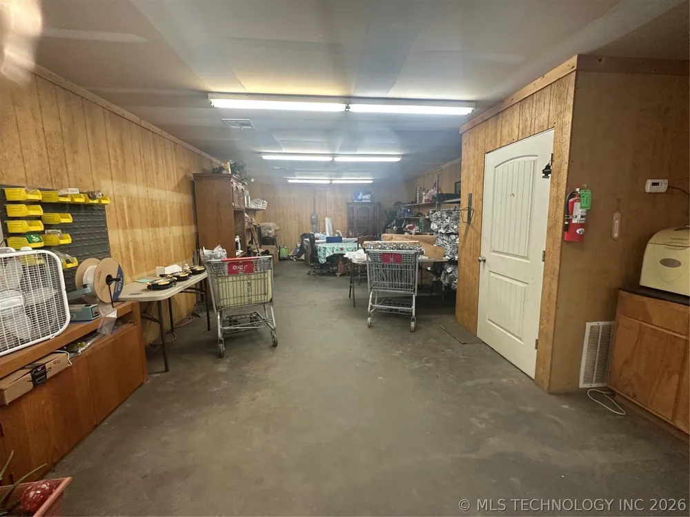 1692 J M Bailey Eufaula, OK 74432