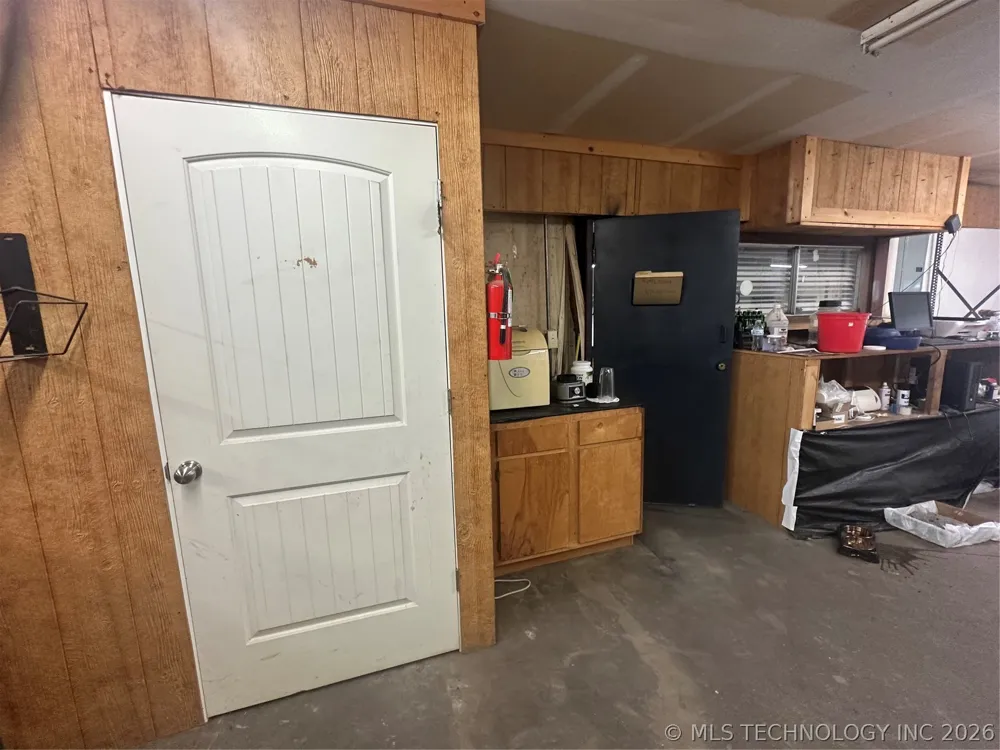 1692 J M Bailey Eufaula, OK 74432