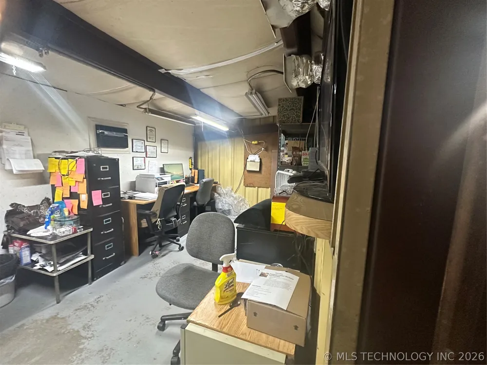 1692 J M Bailey Eufaula, OK 74432