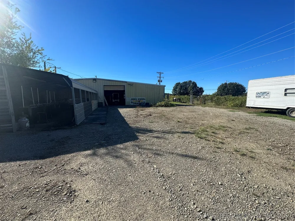 1692 J M Bailey Eufaula, OK 74432